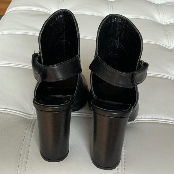 Flavia Passini open toe black genuine leather 4” block heel size 7.5 - Picture 5 of 9